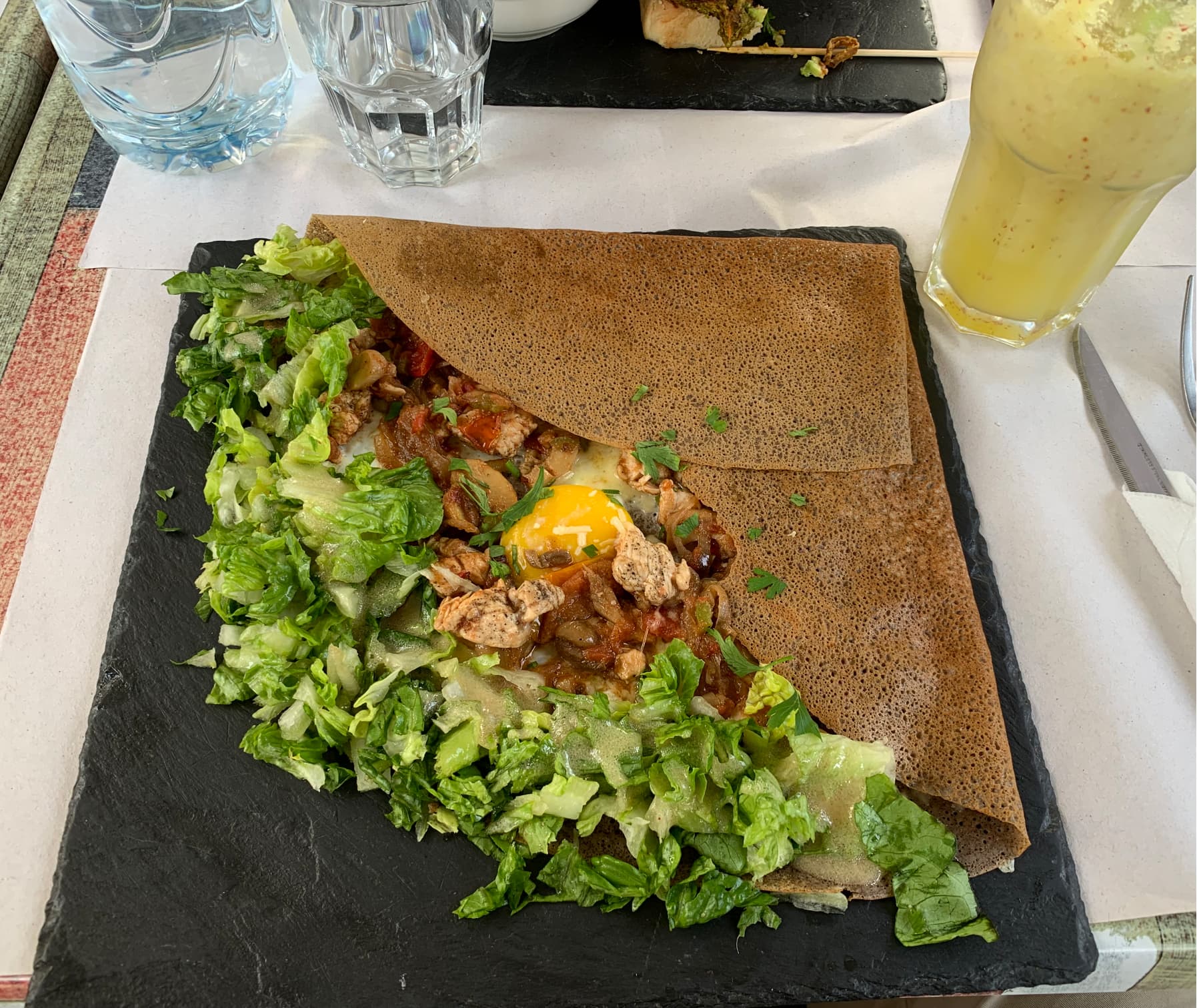 Sunset crepe